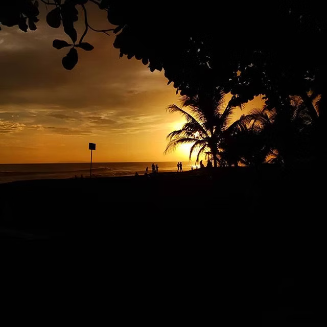 39209629_880006045720659_153437085167832